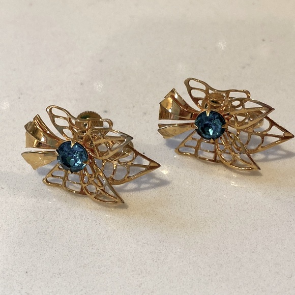 Vintage Jewelry - BUGBEE & NILES Vintage Earrings Turquoise Blue